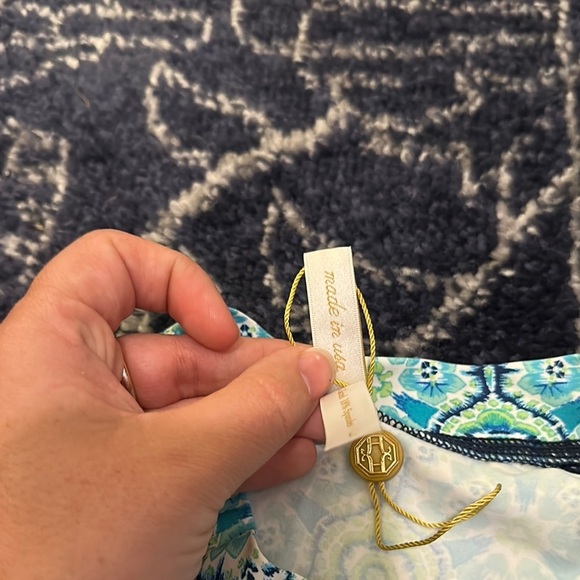 NWOT Helen Jon Lanikai Marimar surf rashguard sz large - Picture 3 of 6